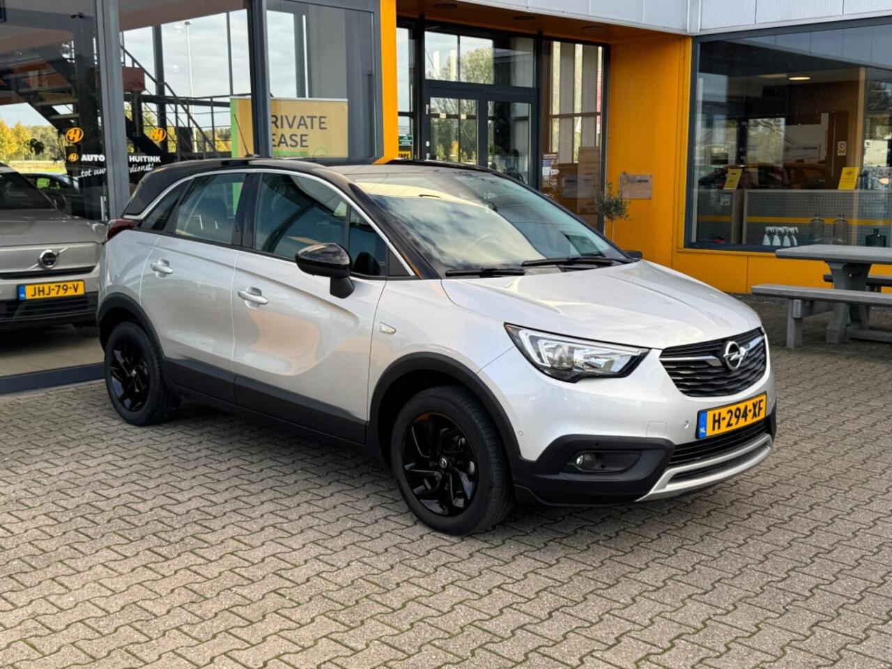 Opel Crossland X 1.2 T 130pk Innovation - camera - navi - climate control