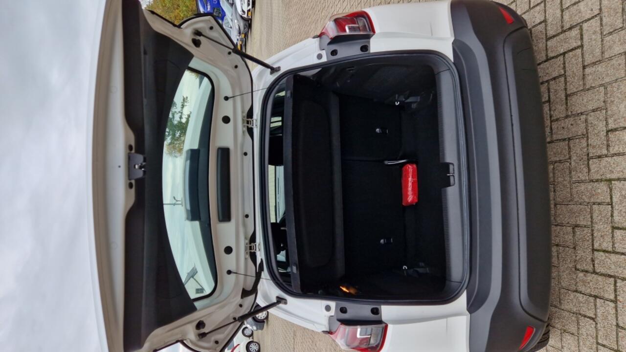 Opel Crossland X 29000 km !!! 1.2 Turbo. Edition