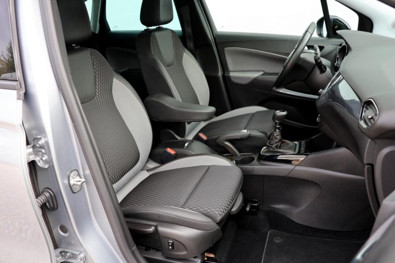 Opel Crossland X 1.2 Turbo Innovation - 110 pk **Trekhaak / Led / Carplay / Navi