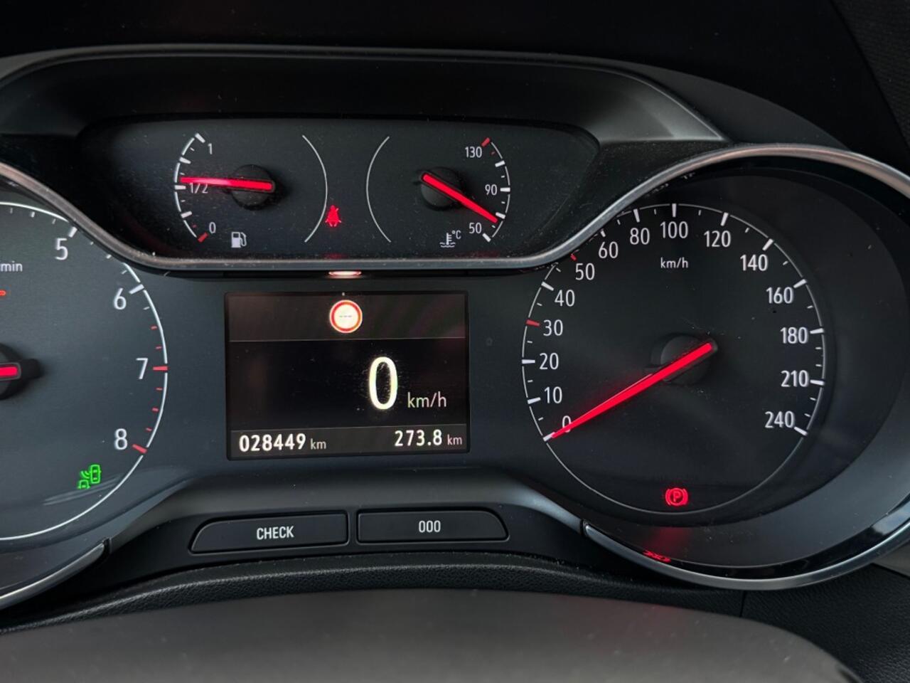 Opel Crossland X 1.2 T 130pk Innovation - camera - navi - climate control