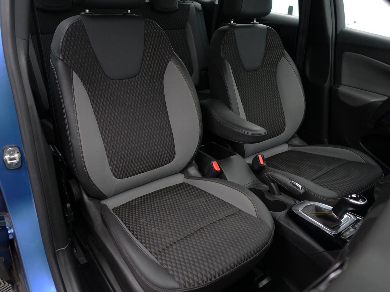 Opel Crossland X 1.2 Turbo Innovation Aut- Carplay, Android Auto, Park Assist, Lane Assist, Navigatie, Xenon Led