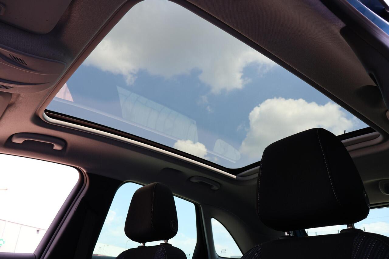 Opel Crossland X 1.2 Turbo 120 Jaar Edition 2e Eigenaar | Dealer Onderh | NL-Auto | Pano| Camera | Stoel/Stuur Verwarming | Climate control | Carplay | Edition+ Pack | Safety Pack