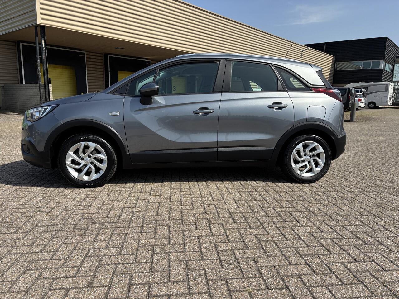 Opel Crossland X 1.2 Innovation [ fm navi,ecc,lmv,apple cp ]