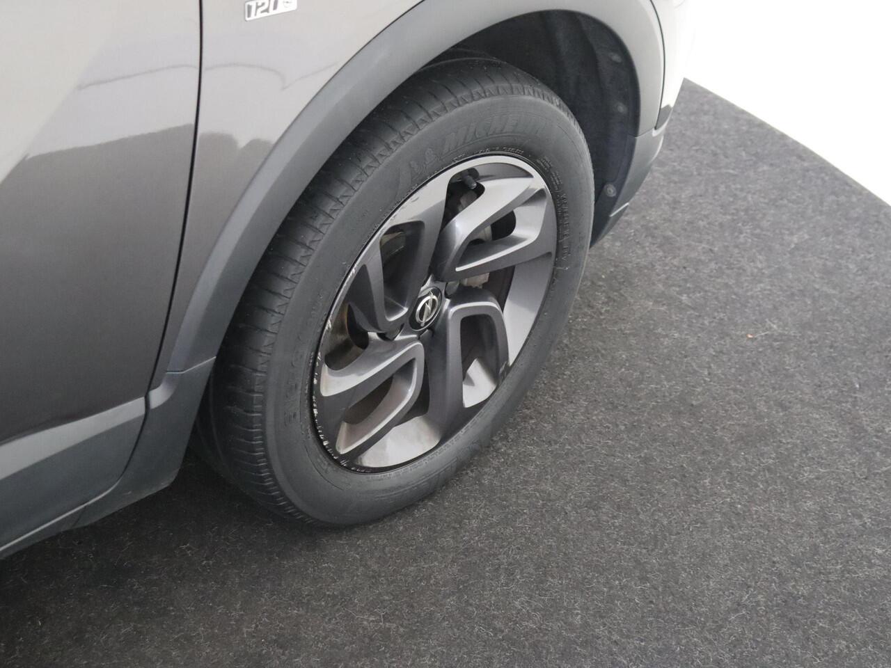 Opel Crossland X 1.2 Turbo 120 Jaar Edition | Navigatie | Achteruitrijcamera | Parkeersensoren