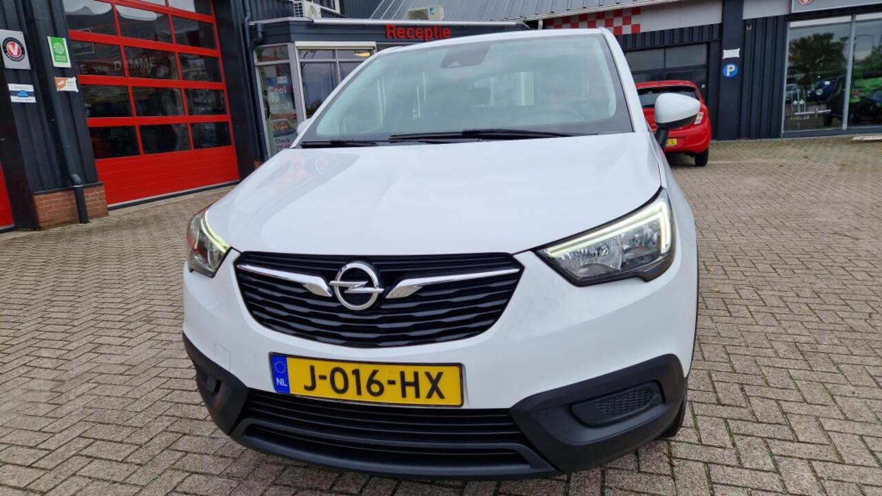 Opel Crossland X 29000 km !!! 1.2 Turbo. Edition