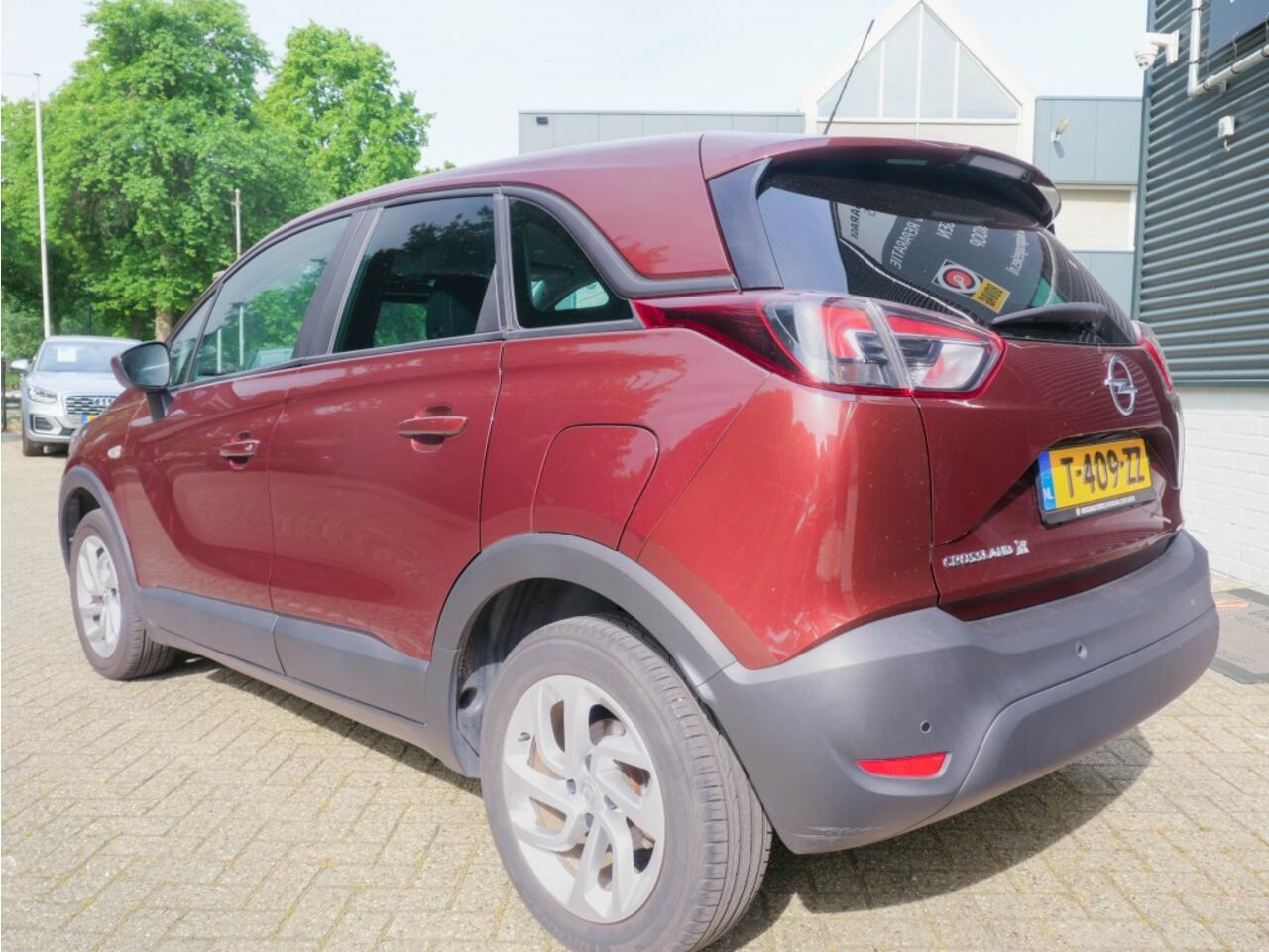 Opel Crossland X 1.2 T. Innovation. Airco, Navi. PDC voor en achterzijde.