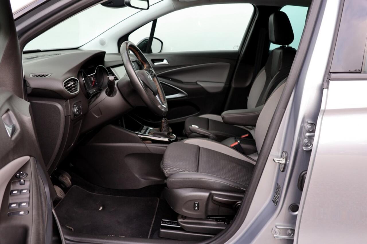 Opel Crossland X 1.2 Turbo Innovation - 110 pk **Trekhaak / Led / Carplay / Navi
