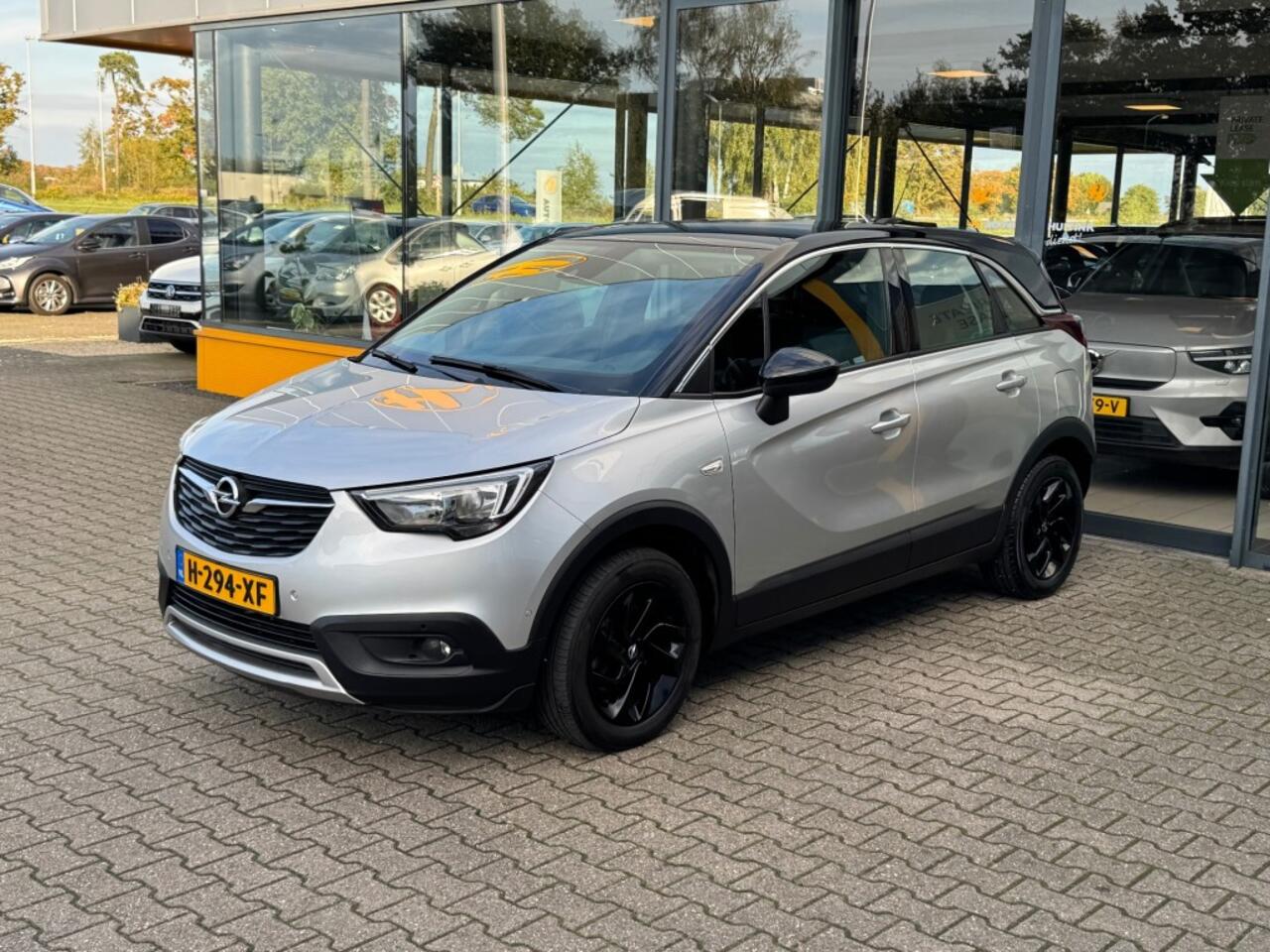 Opel Crossland X 1.2 T 130pk Innovation - camera - navi - climate control