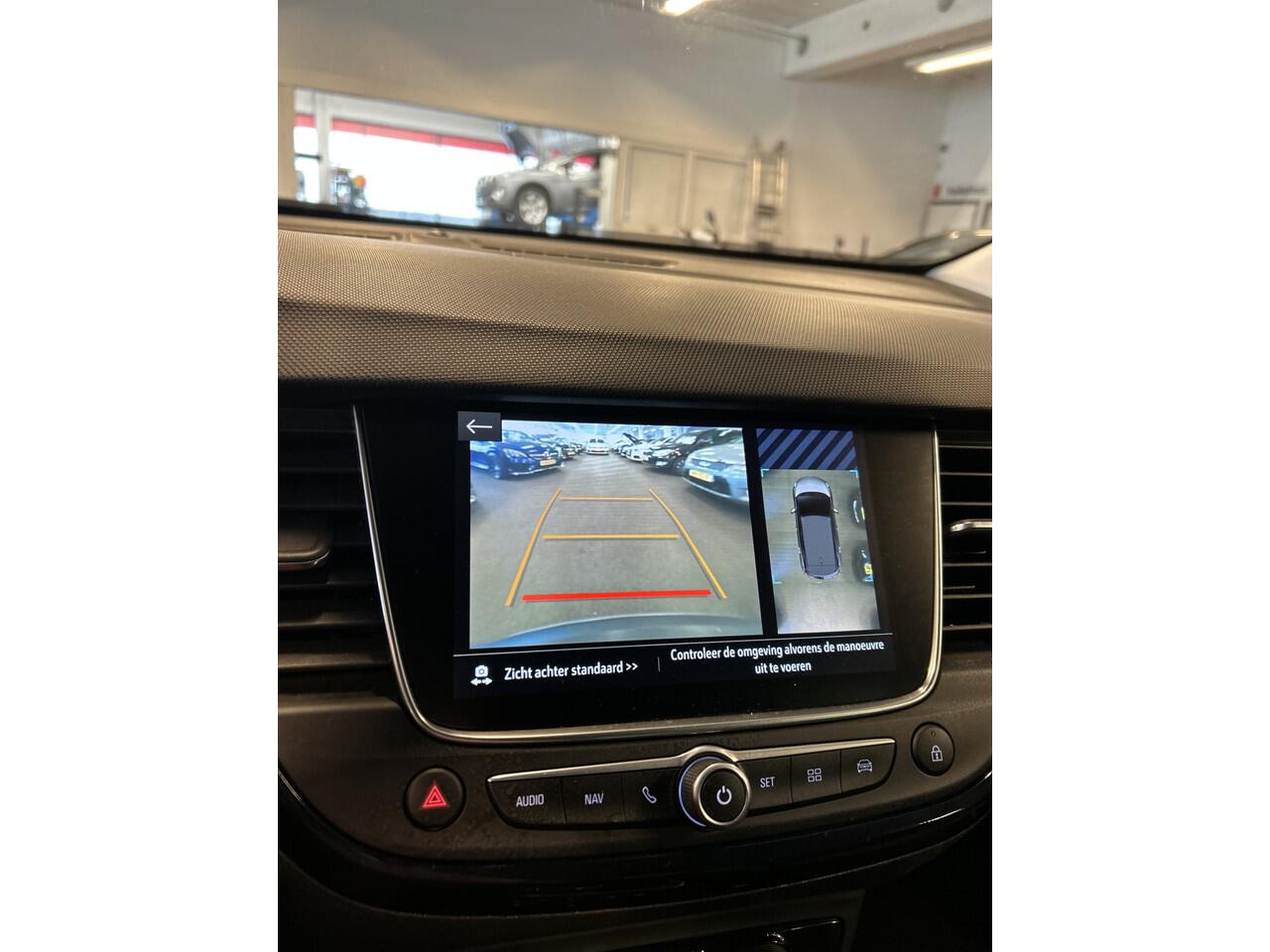 Opel Crossland X 1.2 Turbo 120 Jaar Edition | Cruise control | Climate control | Achteruitrijcamera | Apple carplay | Navigatie | Parkeersensoren v+a | Lane assist