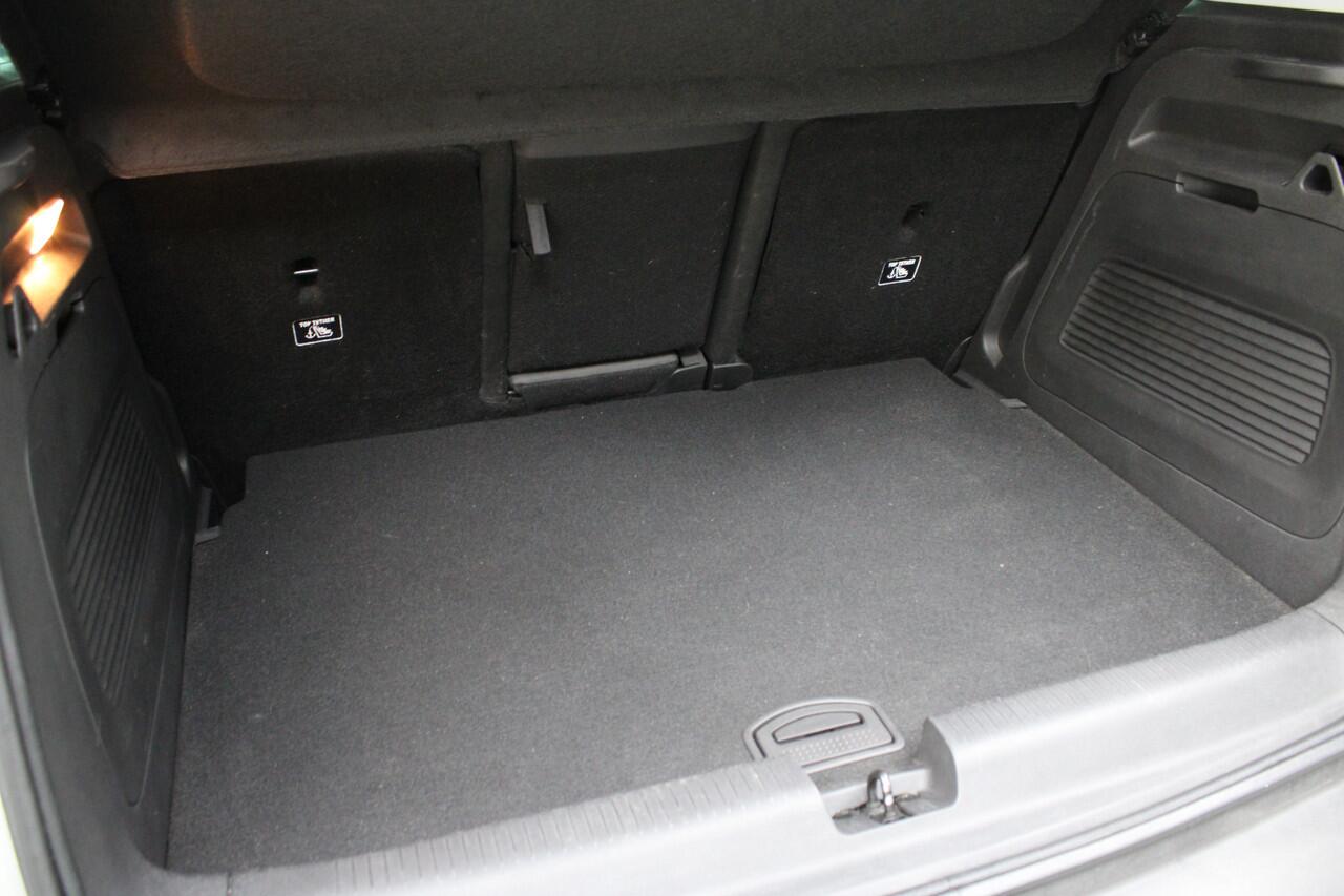 Opel Crossland X 1.2 Turbo Innovation | automaat | climate | pdc v/a+camera | carplay | dode hoek | verwarmde stoelen, stuur en vooruit | spiegels electr. inklapbaar | cruise | bluetooth