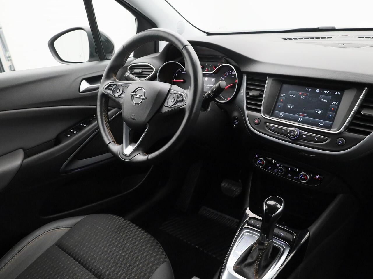 Opel Crossland X 1.2 Turbo Automaat Innovation | CAMERA | KEYLESS | STOEL- EN STUURVERW.