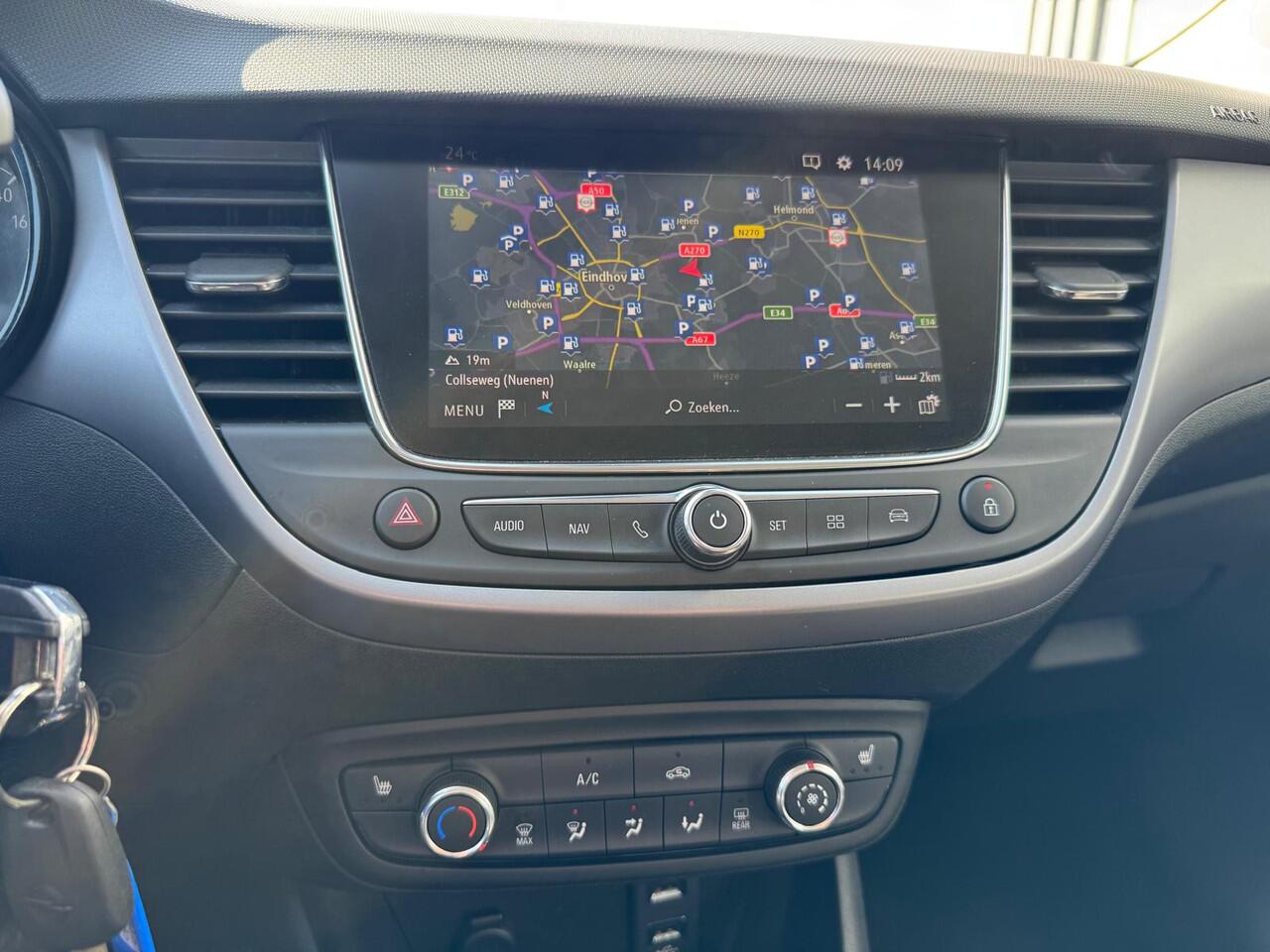 Opel Crossland X 1.2 Turbo Innovation navi