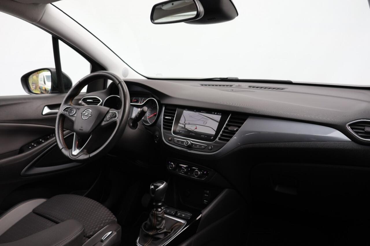 Opel Crossland X 1.2 Turbo Innovation - 110 pk **Trekhaak / Led / Carplay / Navi