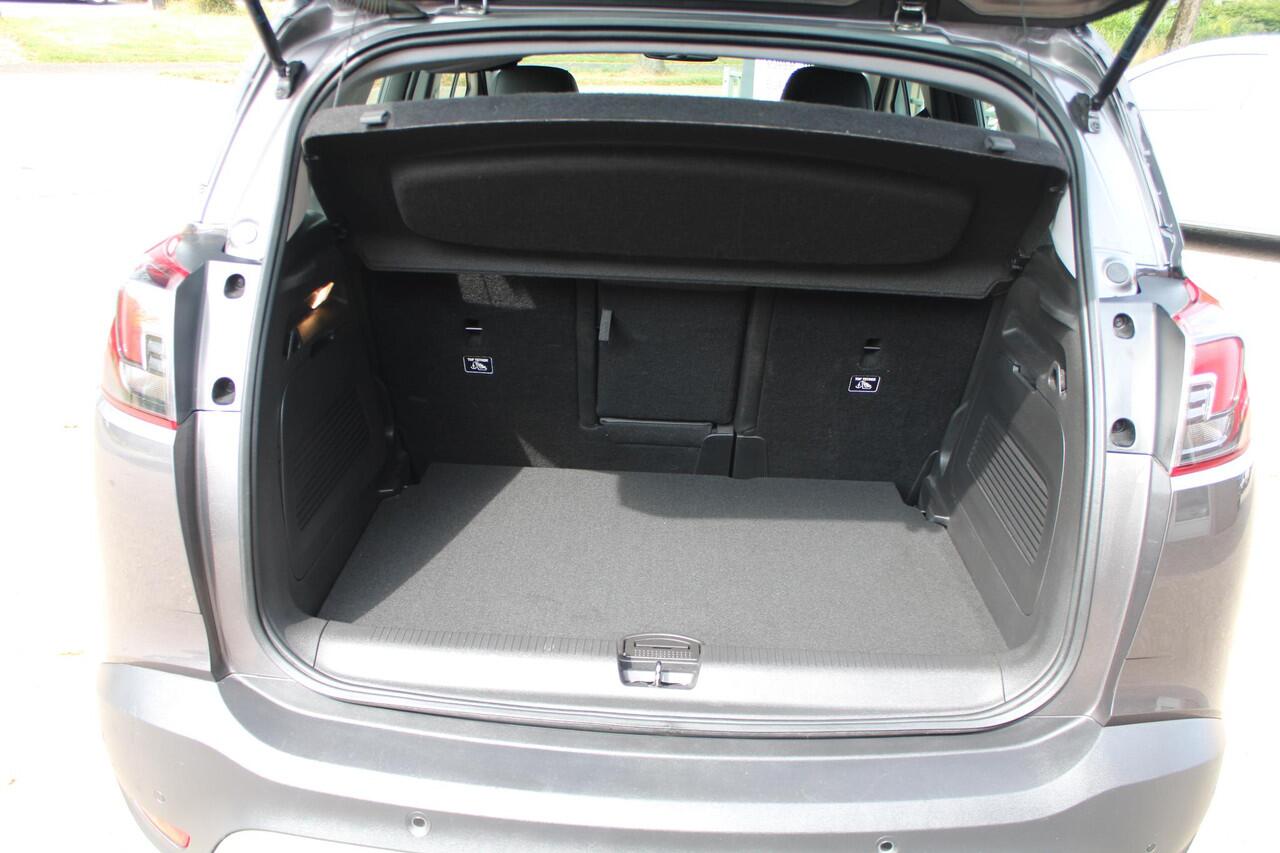 Opel Crossland X 1.2 Turbo Apple/Android Carplay, Achteruitrijcamera, Airco, CC, LED, Leder, NAVI, Parksens. V en A, Bluetooth, 16" LMV