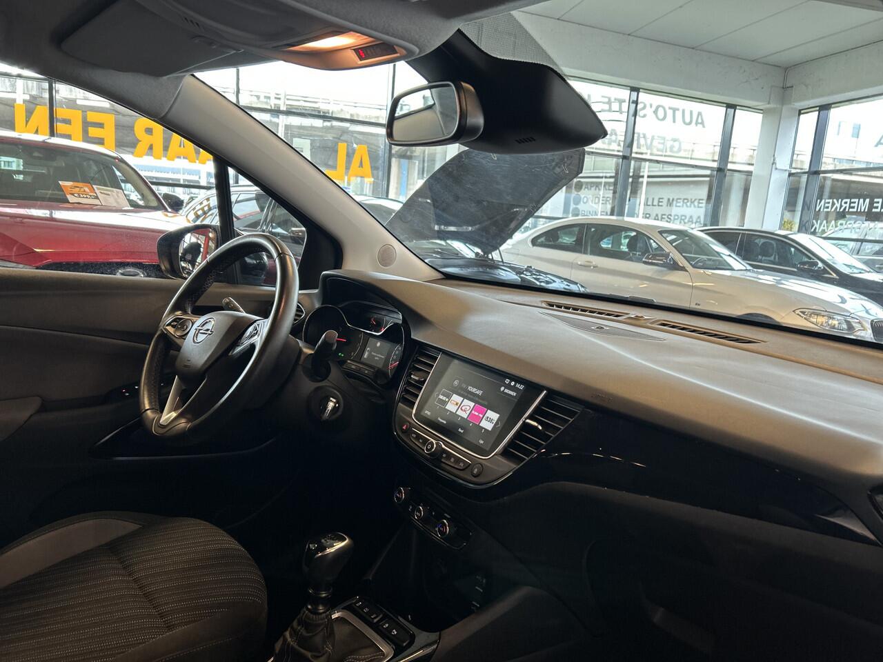 Opel Crossland X 1.2 Turbo 120 Jaar Edition | Cruise control | Climate control | Achteruitrijcamera | Apple carplay | Navigatie | Parkeersensoren v+a | Lane assist