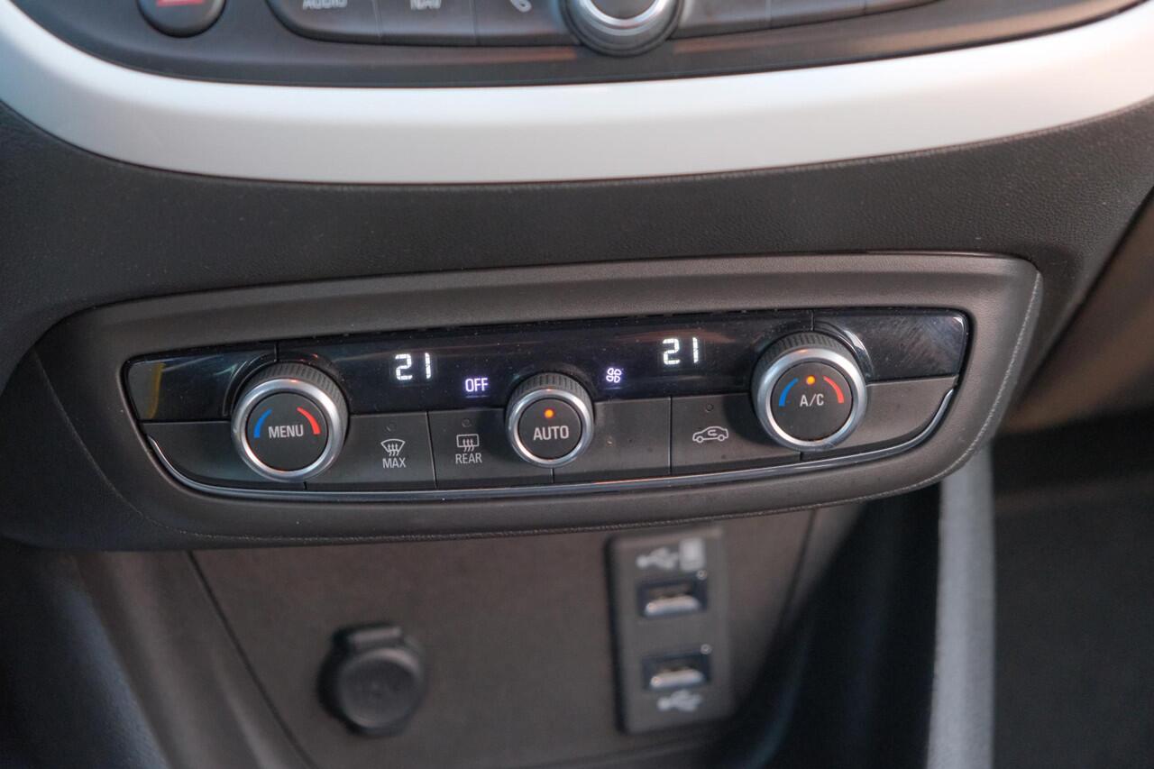 Opel Crossland X 1.2 Turbo 110pk Edition 2020 | Navi | Climate | Camera | PDC | Trekhaak | App Connect | 15" velgen