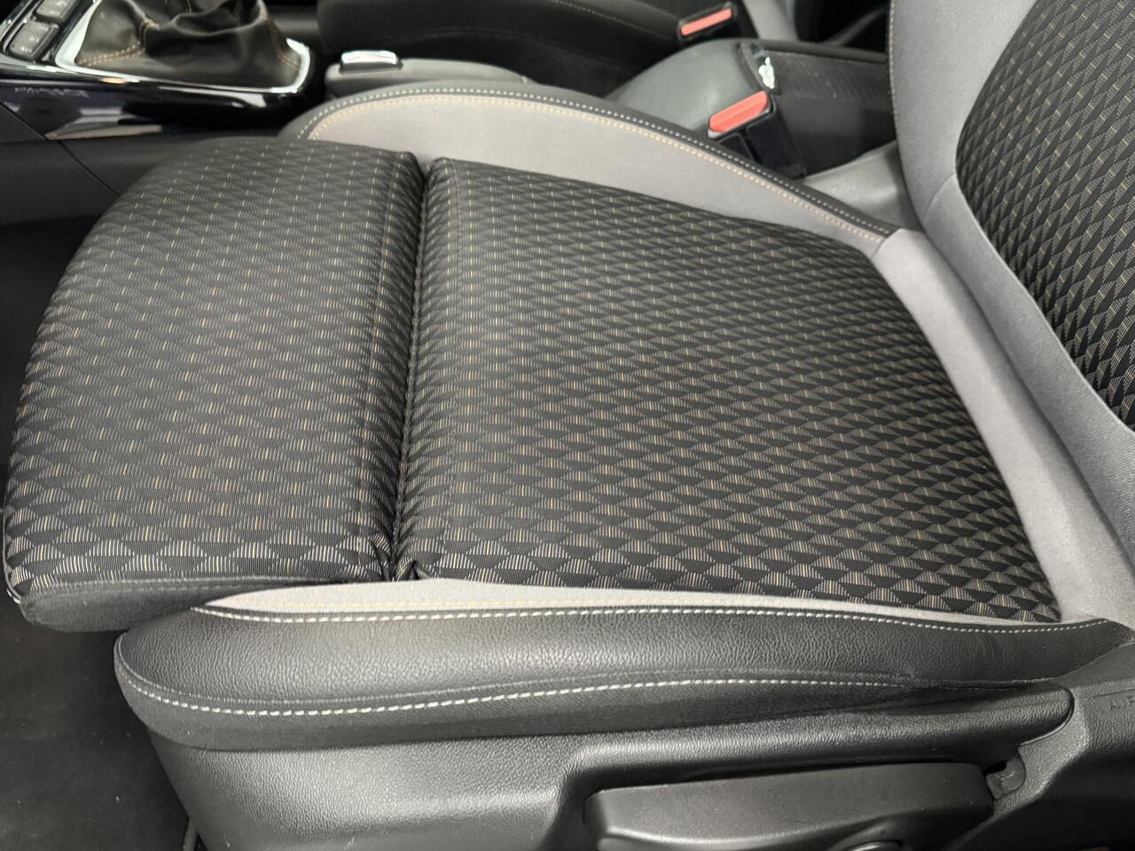 Opel Crossland X 1.2 Turbo Ultimate | PANO | NAVI | Tijdens carnaval zijn wij geopend op afspraak 06-15025420