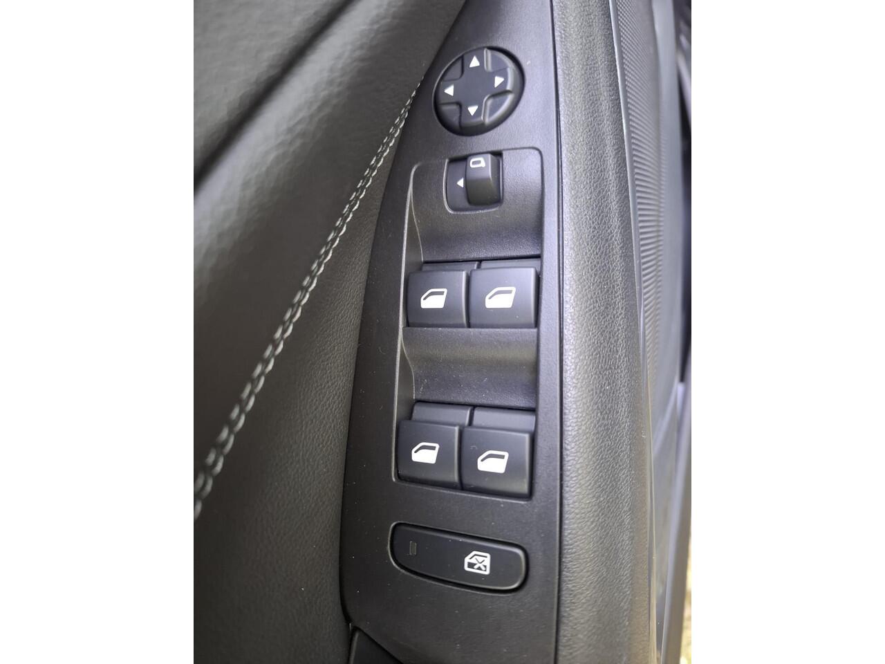 Opel Crossland X 1.2 Turbo Innovation