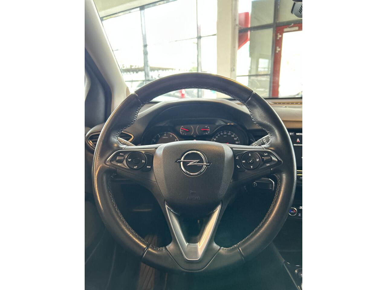 Opel Crossland X 1.2 Turbo 120 Jaar Edition | Cruise control | Climate control | Achteruitrijcamera | Apple carplay | Navigatie | Parkeersensoren v+a | Lane assist