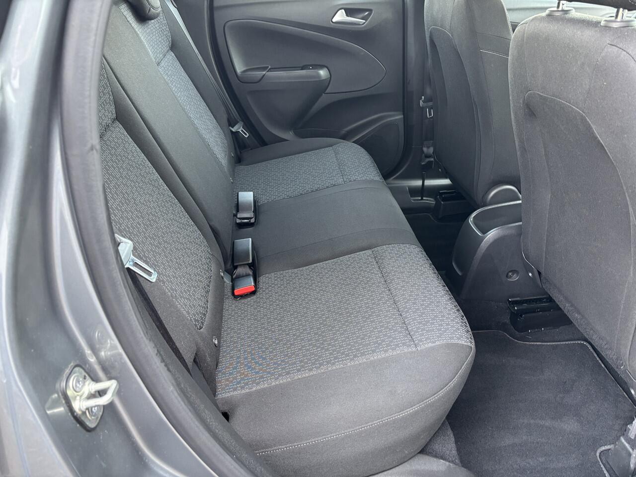 Opel Crossland X 1.2 Innovation [ fm navi,ecc,lmv,apple cp ]