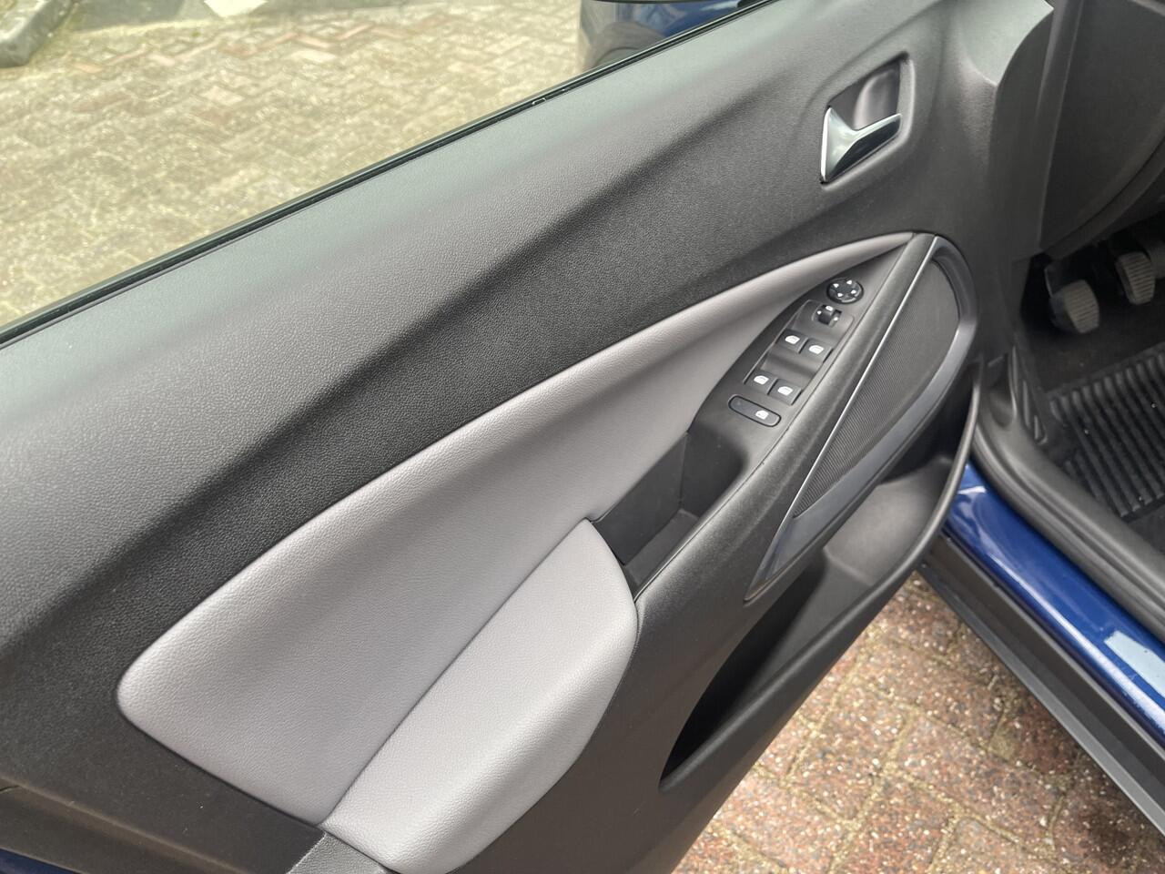 Opel Crossland X 1.2 Edition 2020 Stoelen + stuurverwarming/ECC/Parkeerhulp V+A.