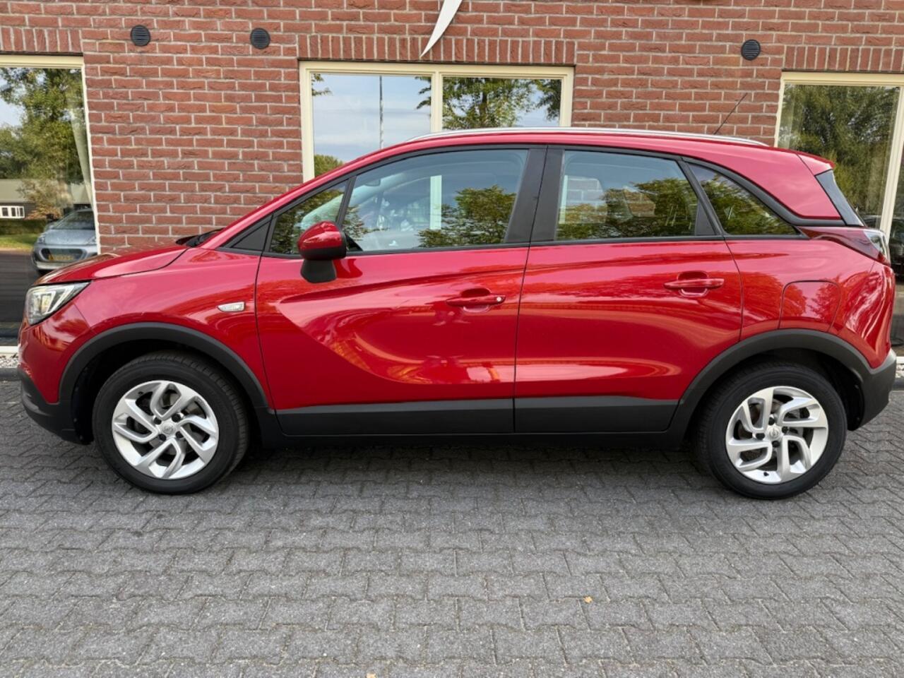 Opel Crossland X 1.2 T. Edition 110PK TREKHAAK / NAVI / AIRCO / CRUISE / PDC / LM