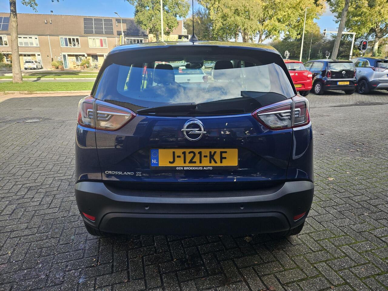 Opel Crossland X 1.2 Turbo Edition / Airco/ Navigatie/ Cruise/ Apple carplay/ LED/ PDC/ Winterpack