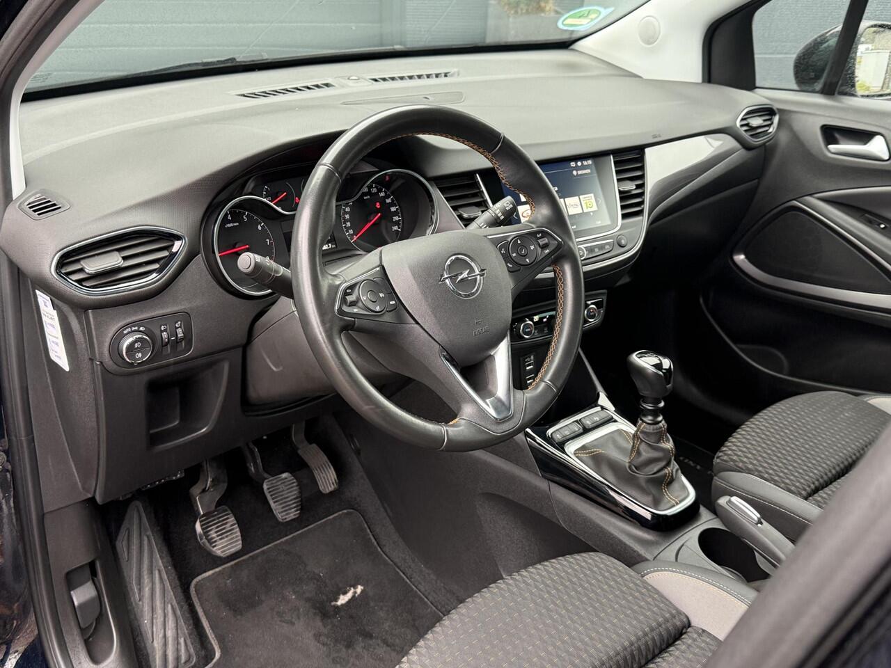 Opel Crossland X 1.2 Turbo Innovation 1e Eigenaar,110pk,Clima,Cruise,Carplay,Camera,PDC V+A,Navi,Elek ramen,D-riem v.v. in 2024,N.A.P,6 Bak,APK tot 04-2027