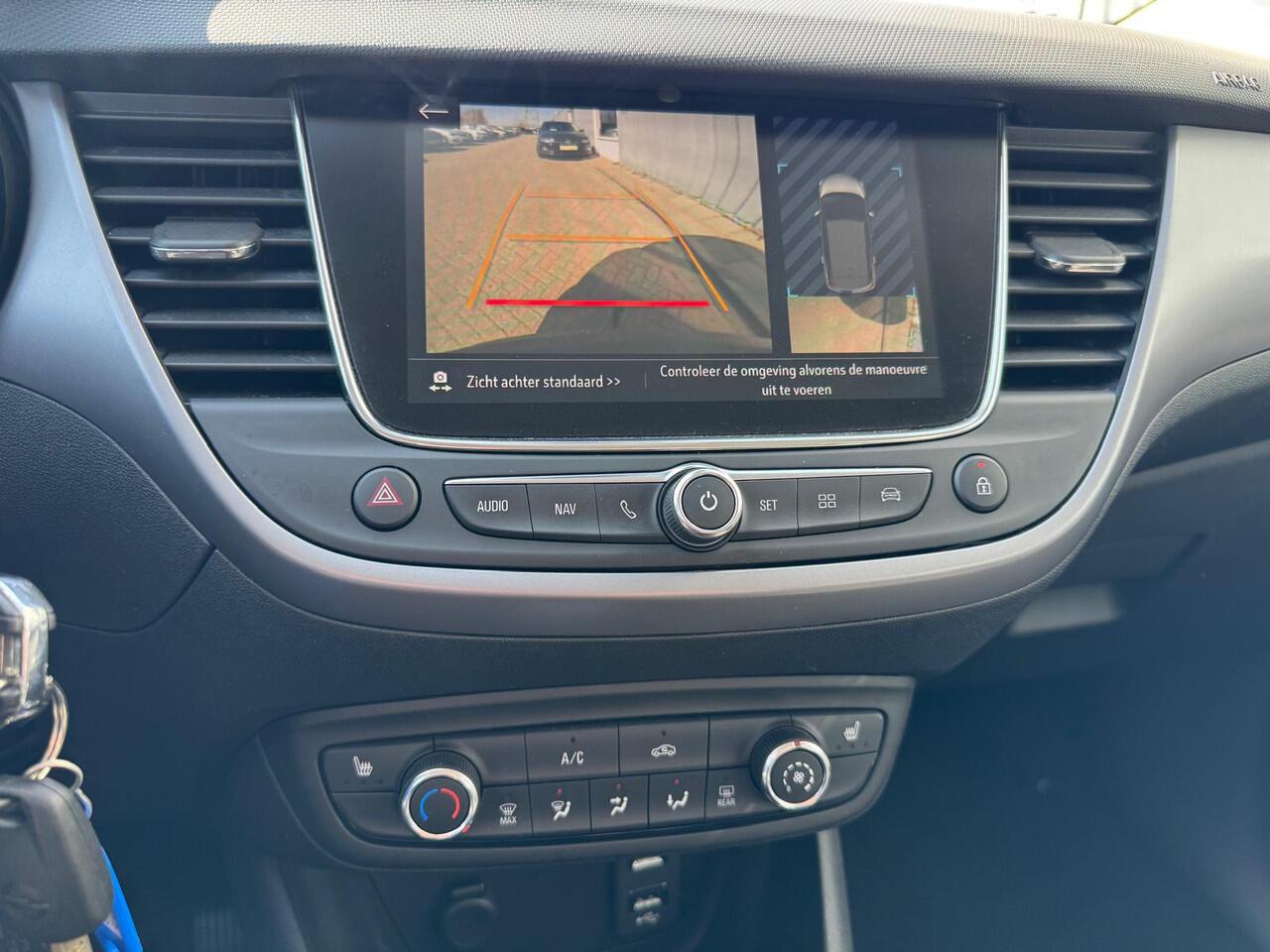 Opel Crossland X 1.2 Turbo Innovation navi