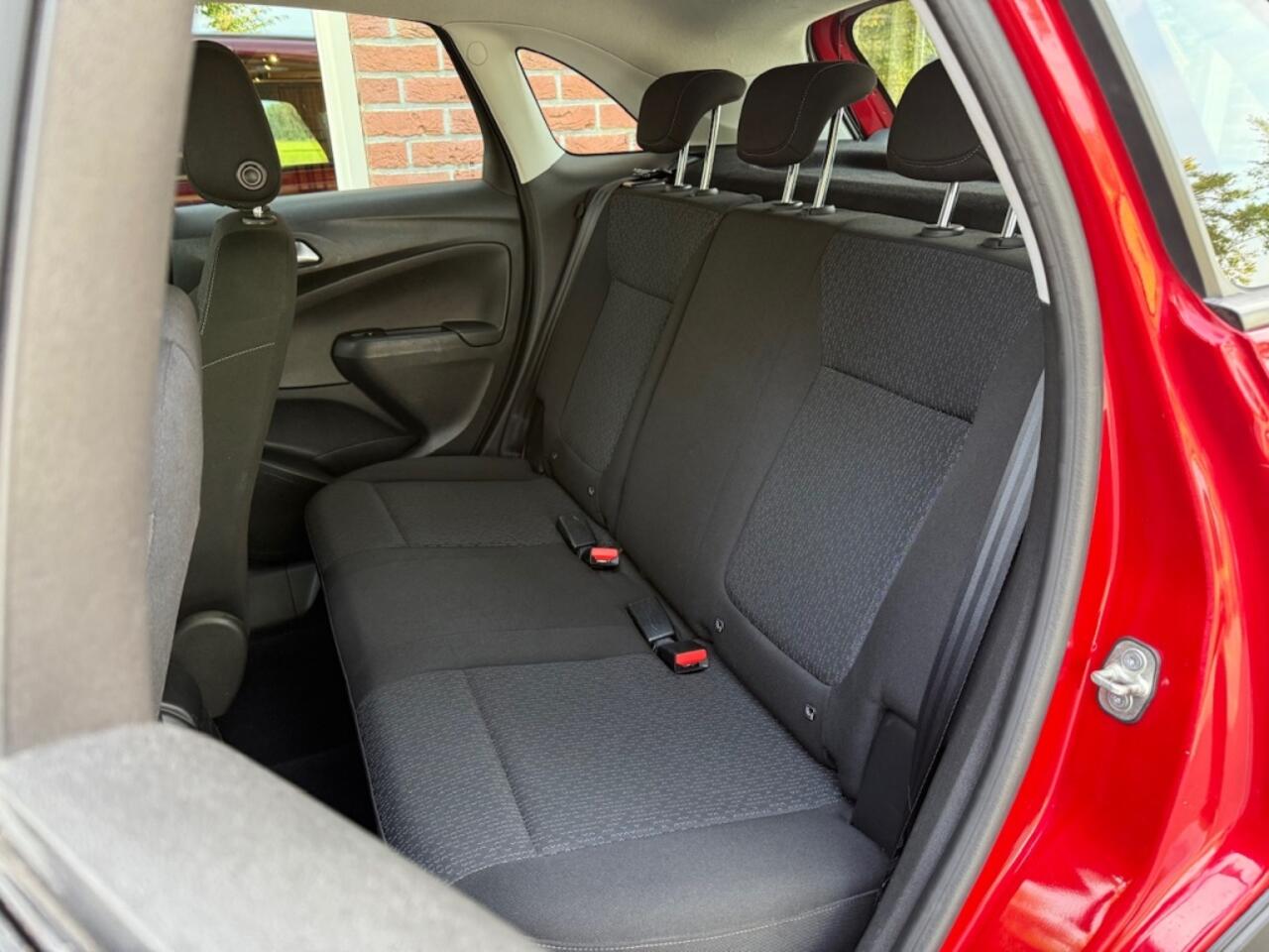 Opel Crossland X 1.2 T. Edition 110PK TREKHAAK / NAVI / AIRCO / CRUISE / PDC / LM