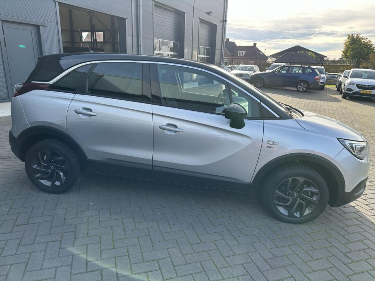Opel Crossland X 1.2 Turbo 120 jaar Edition Apple CarPlay