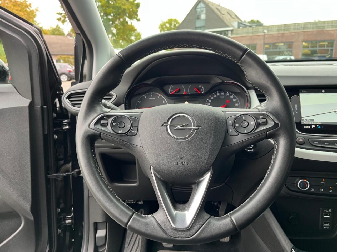 Opel Crossland X 1.2 110pk Navi Carplay Camera Led Airco bj2020