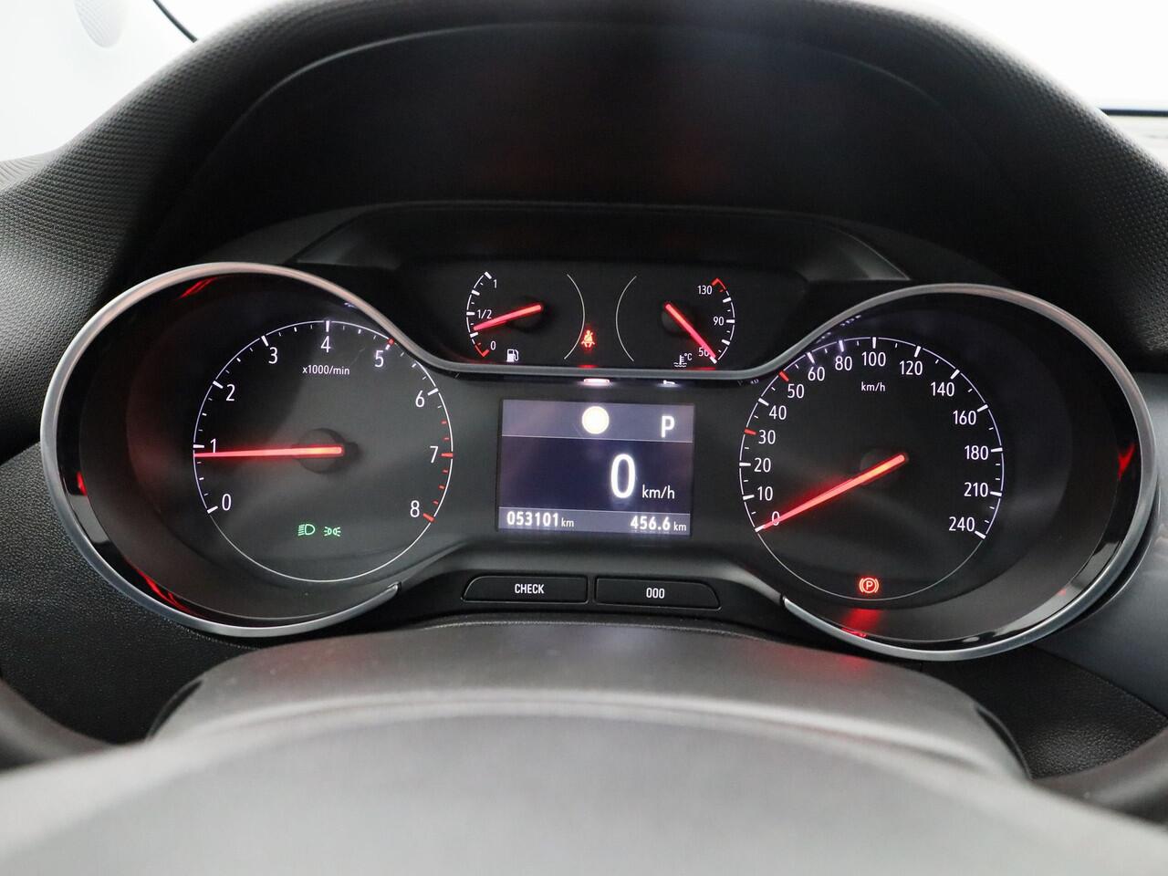 Opel Crossland X 1.2 Turbo Automaat Innovation | CAMERA | KEYLESS | STOEL- EN STUURVERW.