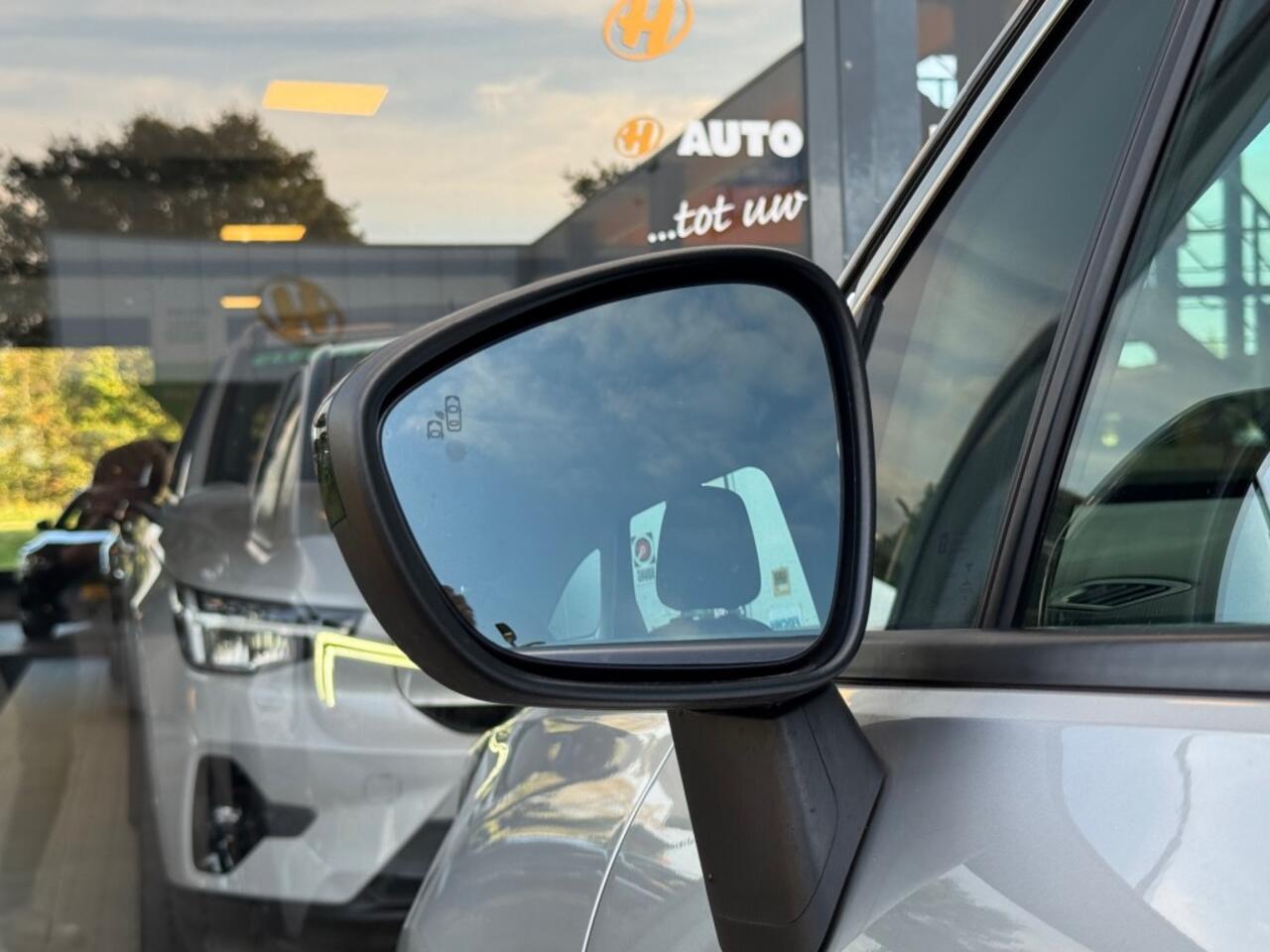 Opel Crossland X 1.2 T 130pk Innovation - camera - navi - climate control