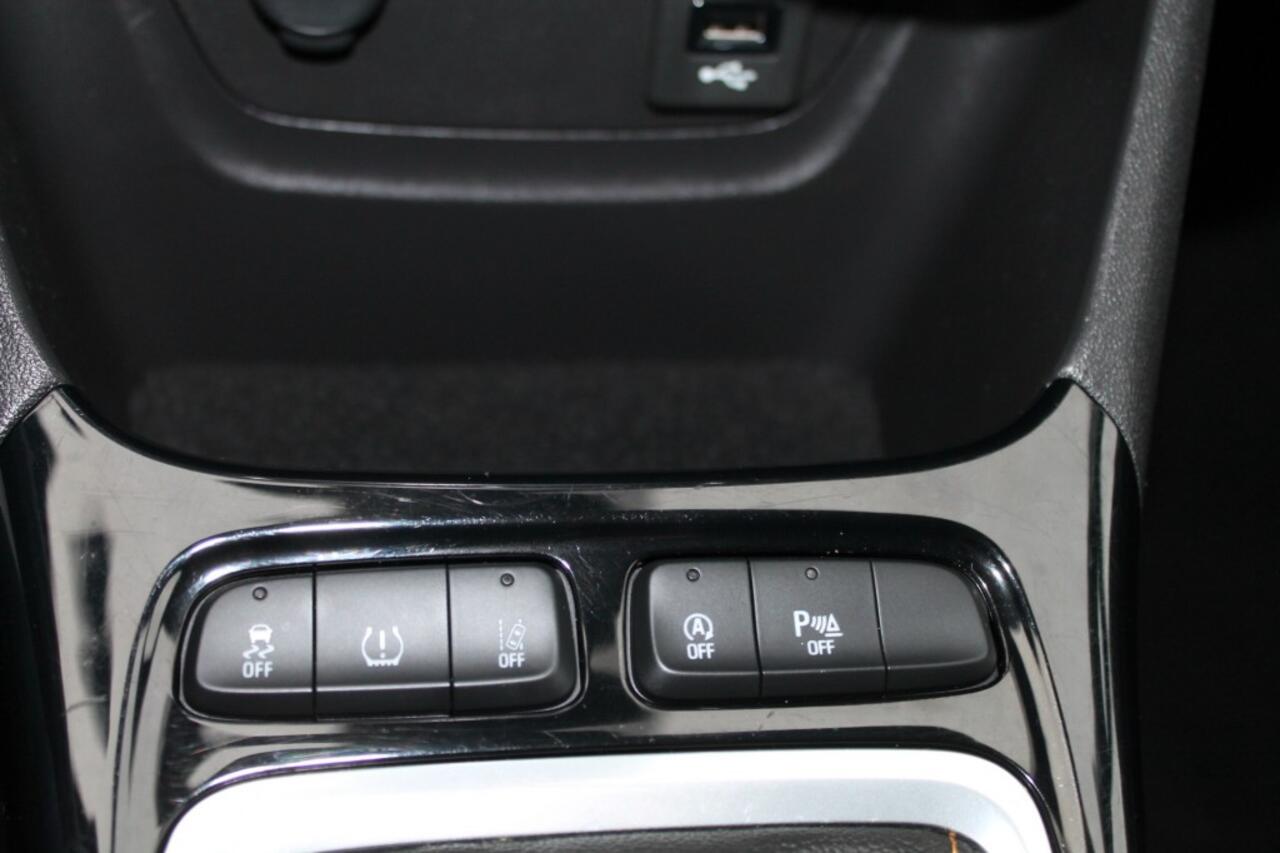 Opel Crossland X 1.2 T. INNOVATION CLIMA CRUISE NAVI 51.KM