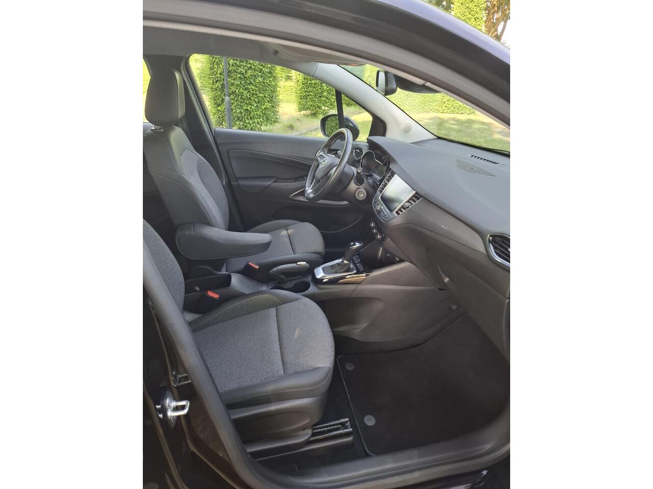 Opel Crossland X 1.2 Turbo Innovation