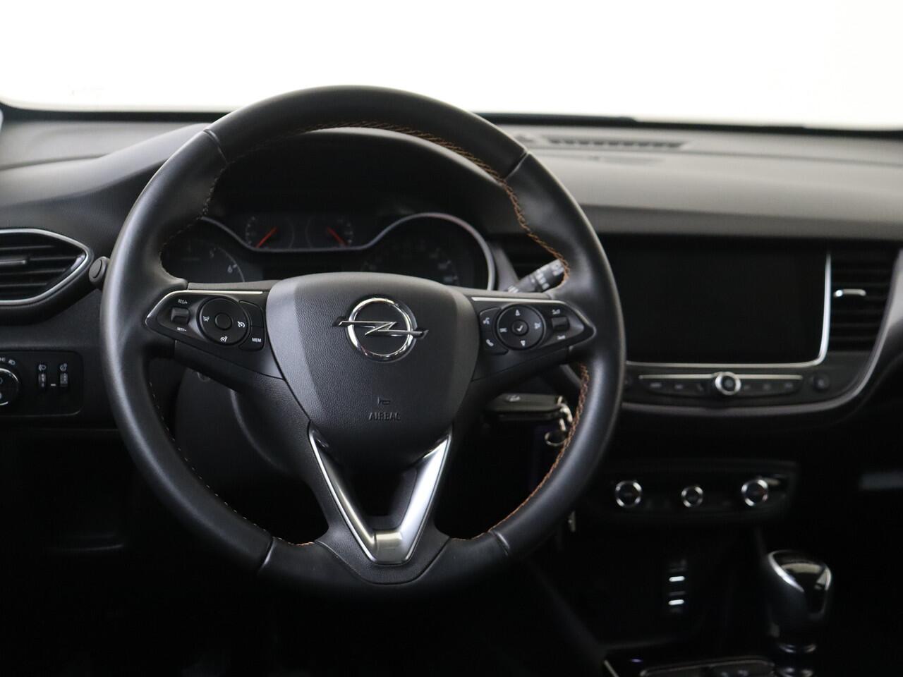 Opel Crossland X 1.2 Turbo Innovation