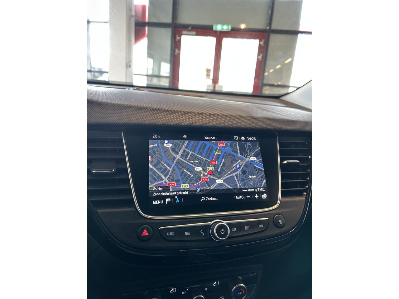Opel Crossland X 1.2 Turbo 120 Jaar Edition | Cruise control | Climate control | Achteruitrijcamera | Apple carplay | Navigatie | Parkeersensoren v+a | Lane assist
