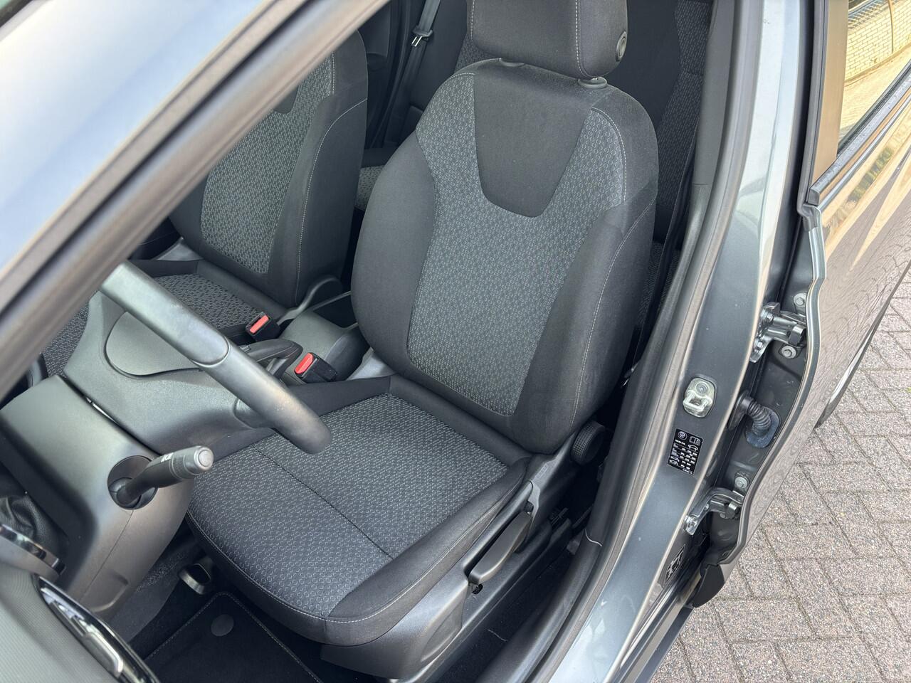 Opel Crossland X 1.2 Innovation [ fm navi,ecc,lmv,apple cp ]