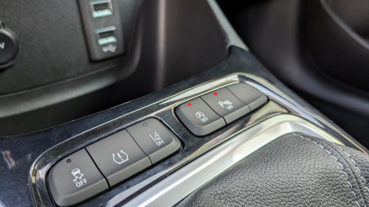 Opel Crossland 1.2 Turbo Elegance | Cruise | Climate control | Carplay