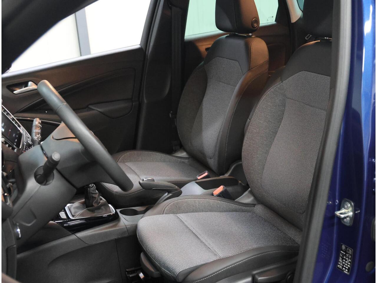 Opel Crossland 110PK Elegance | 1ste Eigenaar | AppleCarPlay/AndroidAuto | Camera | Stoel/Stuur/Voorruit Verwarmd | AGR Stoel | Climate Control | Cruise Control | Armsteun | Isofix | Privacy Glass |