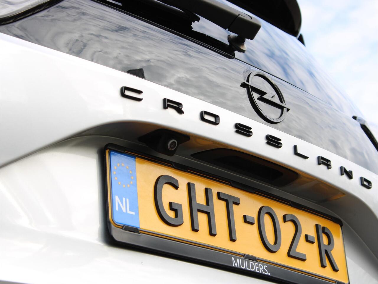 Opel Crossland 1.2T 130 Ultimate | Automaat | Navi / Trekhaak / Camera / Panodak