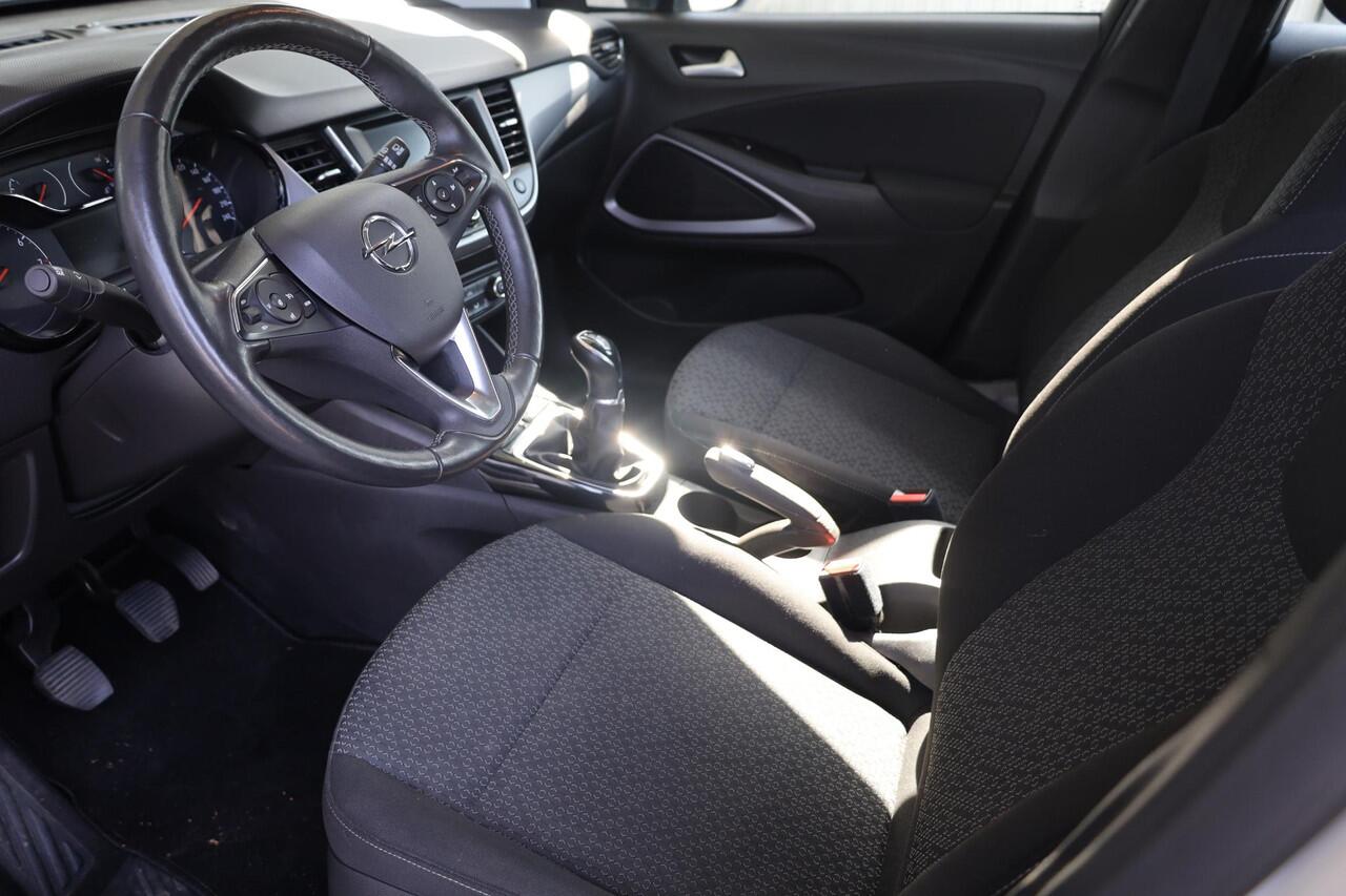 Opel Crossland 1.2 Edition CARPLAY DAB STUUR+STOELVERWARMING 2xPDC AIRCO ENZ!