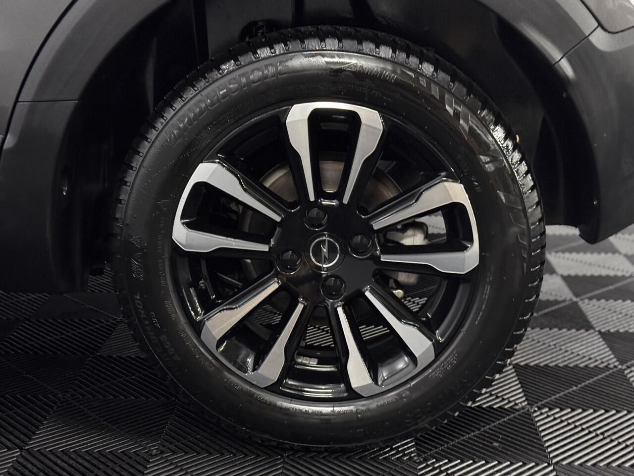 Opel Crossland 1.2 Turbo Elegance Half leder, Winterpakket, Cruise control, Rijstrook correctie, Clima, 2 jaar garantie