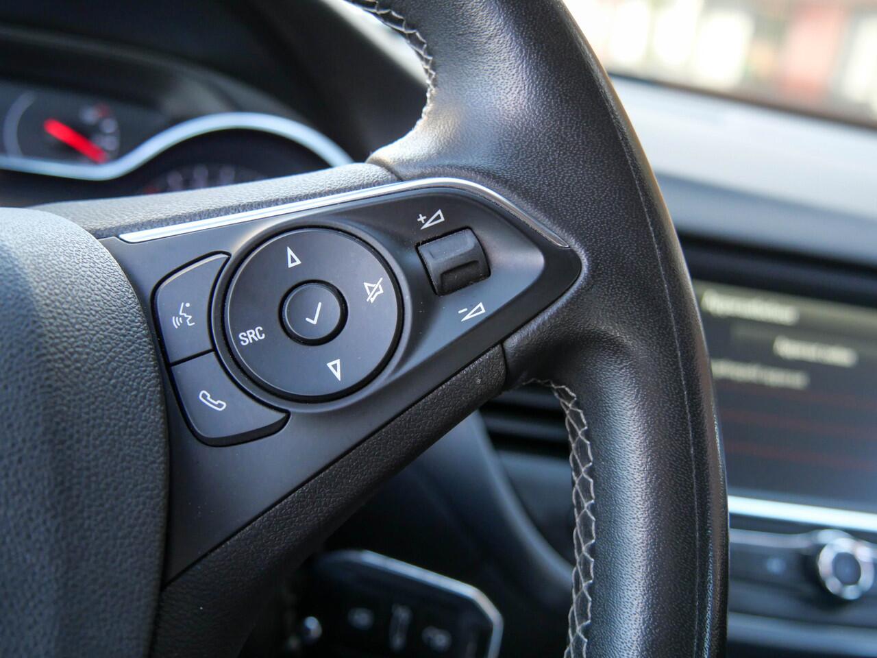 Opel Crossland 1.2 131PK Turbo Elegance | TREKHAAK | CARPLAY | CRUISE CONTROL |