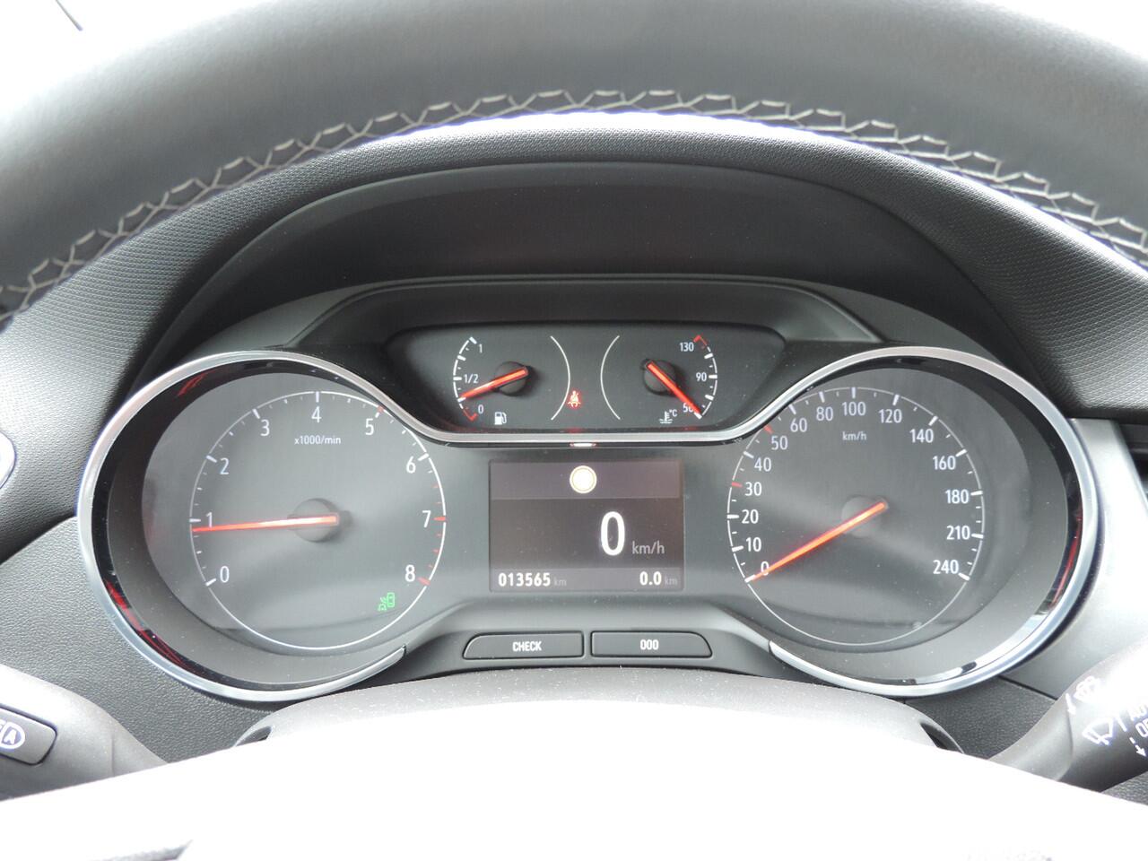 Opel Crossland 1.2 Turbo 110PK Ultimate - Navo | Camera | PDC v+a | App Connect | LED