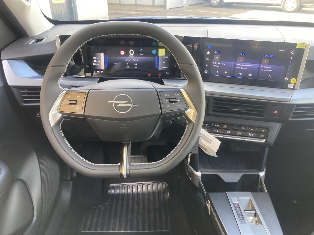 Opel FRONTERA Electric Edition 44 kWh | DEMO | Navigatie | Achteruitrijcamera | Stoel + stuurwielverwarming | Cruise Control | Voorruitverwarming |