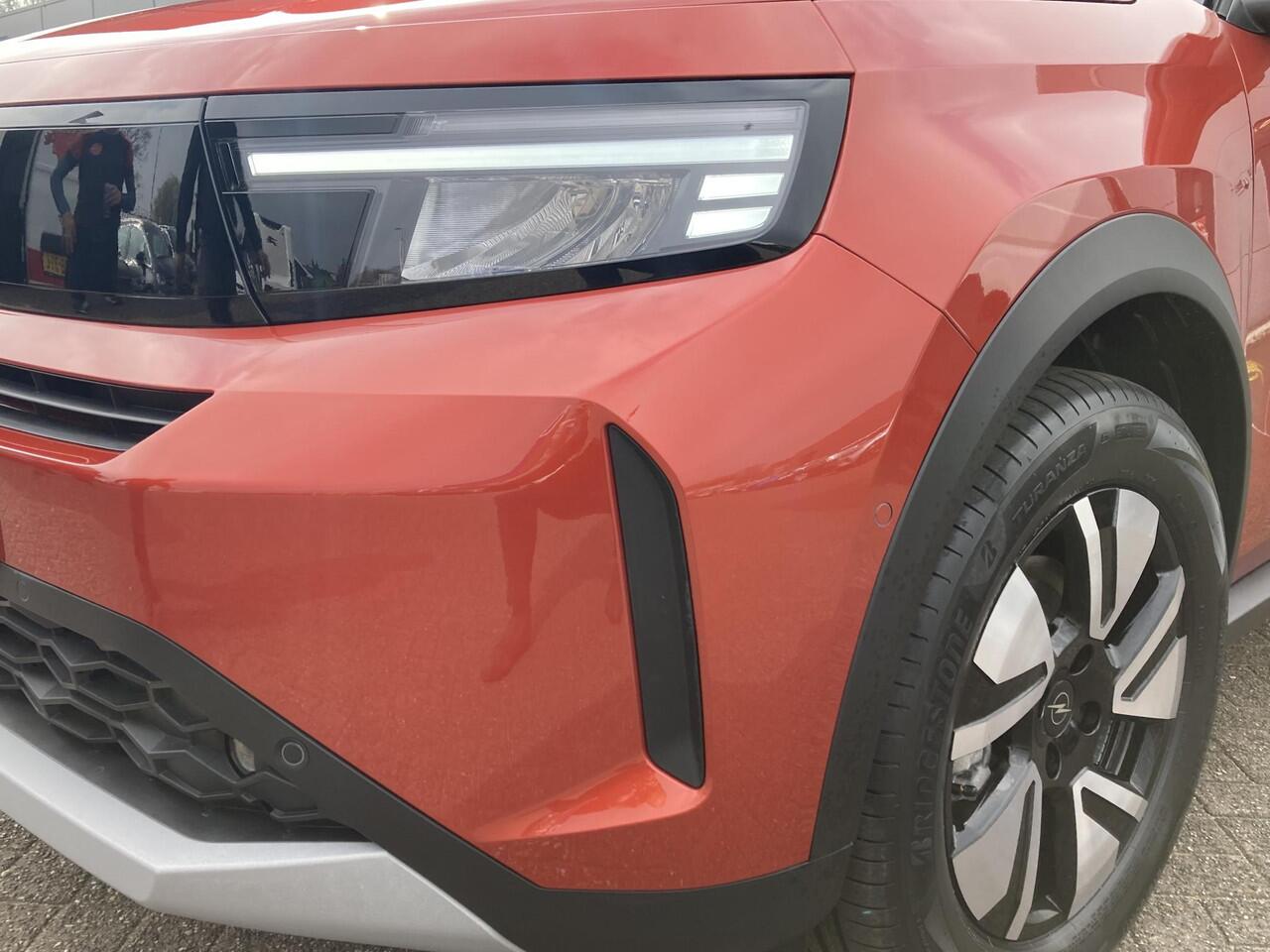 Opel FRONTERA Electric GS 44 kWh | NIEUW | DIRECT LEVERBAAR | Navigatie | Achteruitrijcamera | Cruise Control | Parkeersensoren | Stoel- stuurwiel- voorruitverwarming | Zwart dak