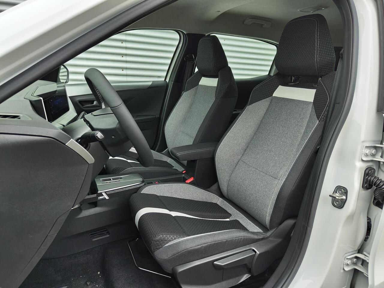 Opel FRONTERA Electric Edition 44kWh | NIEUW MODEL, NU IN DE SHOWROOM! |