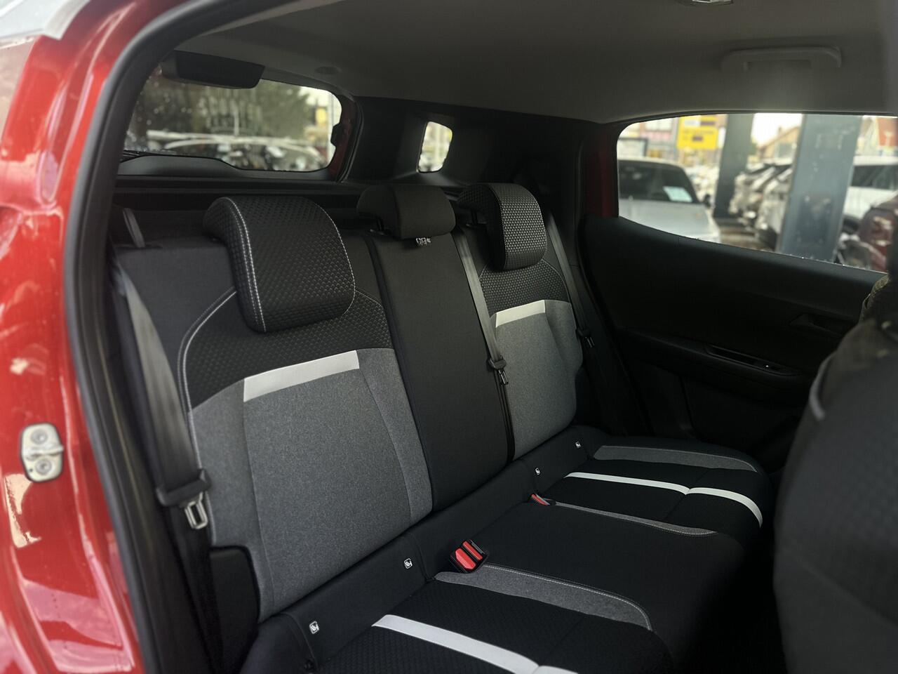 Opel FRONTERA 1.2 Turbo Hybrid Edition 145PK Automaat / Stoel stuur verwarming / Navi+camera / ECC.